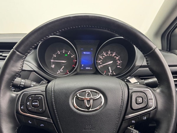 Used Toyota Avensis 2017 for sale - 76291372: Photo 40