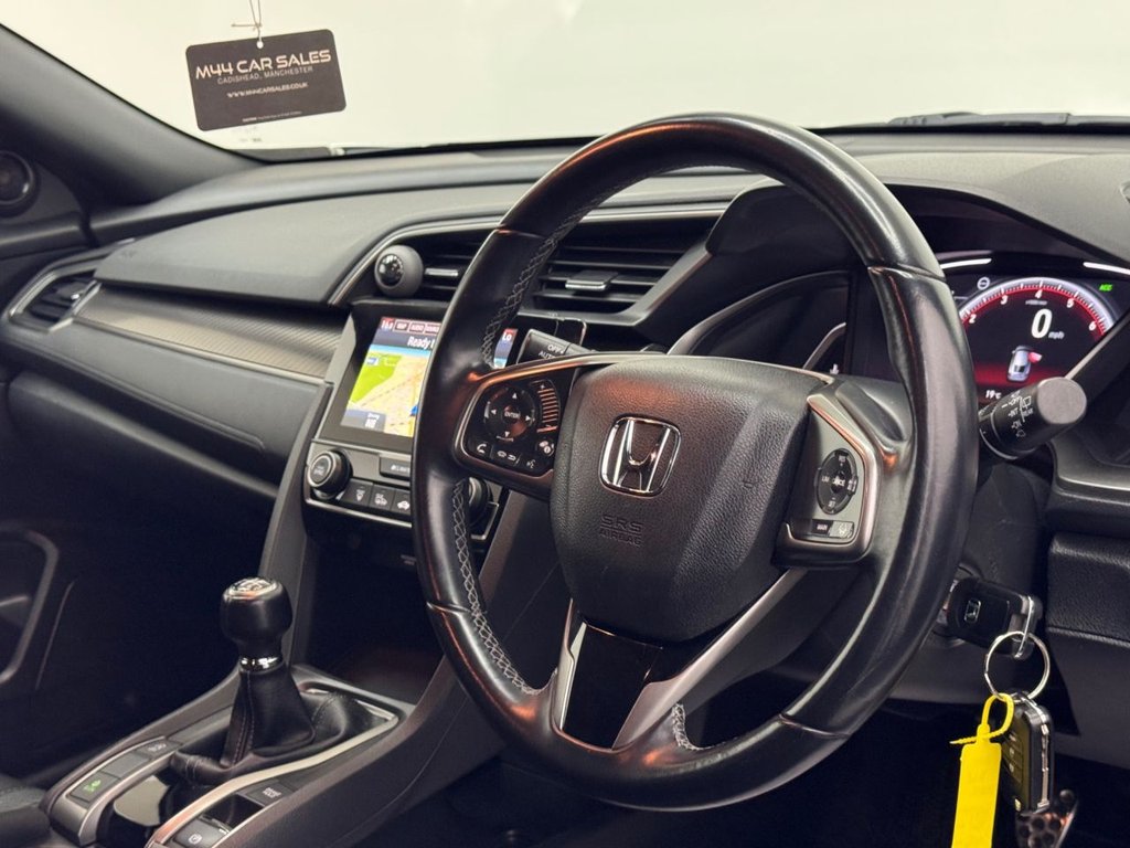 Used Honda Civic 2018 for sale - 76429704: Photo 19