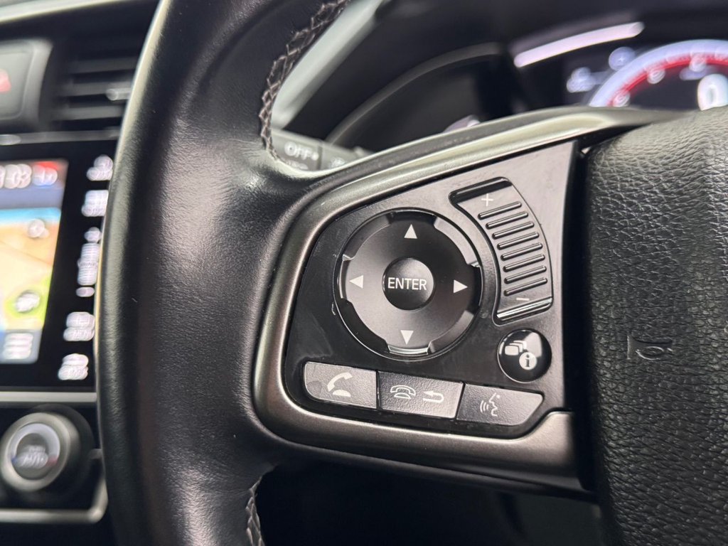 Used Honda Civic 2018 for sale - 76429704: Photo 20