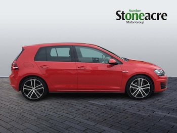 Used Volkswagen Golf 2015 for sale - 76239649: Photo 2