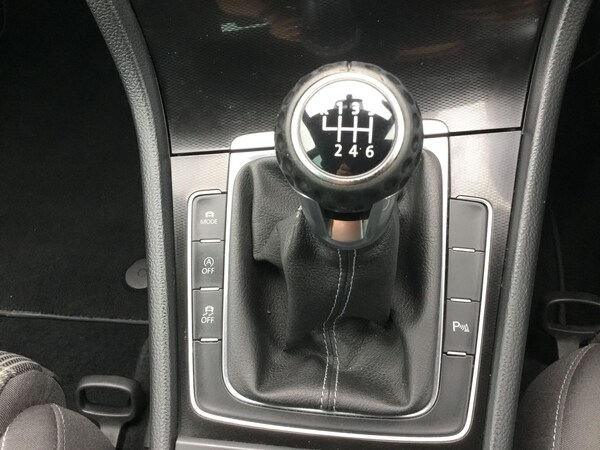 Used Volkswagen Golf 2015 for sale - 76239649: Photo 31