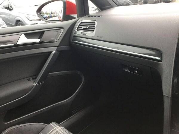 Used Volkswagen Golf 2015 for sale - 76239649: Photo 36