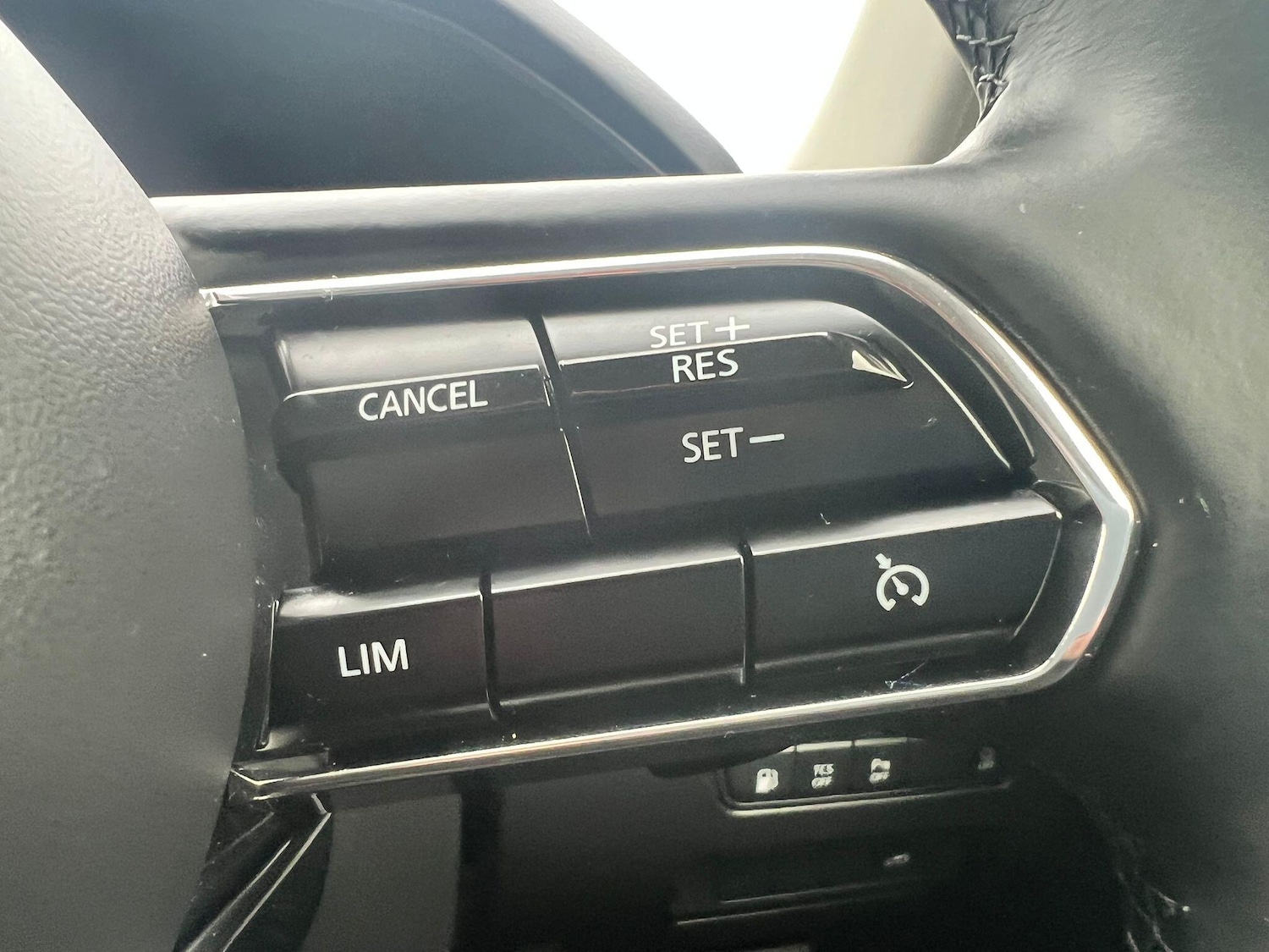 Used Mazda CX-60 2025 for sale - 77242522: Photo 23