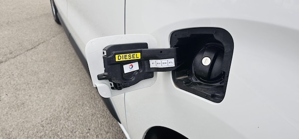 Used Peugeot Expert 2025 for sale - 76188837: Photo 17