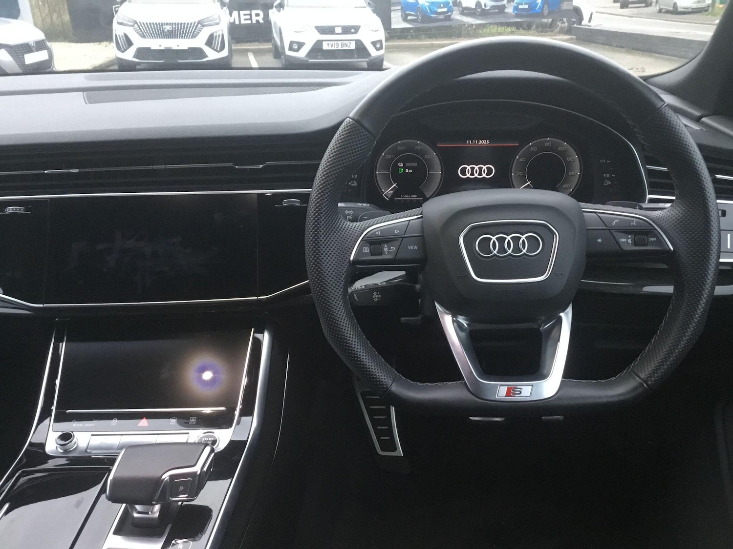 Used Audi Q8 2021 for sale - 76472707: Photo 32