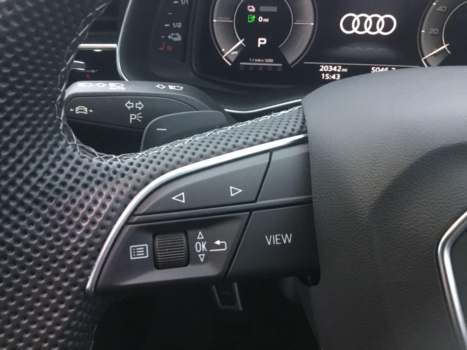 Used Audi Q8 2021 for sale - 76472707: Photo 38