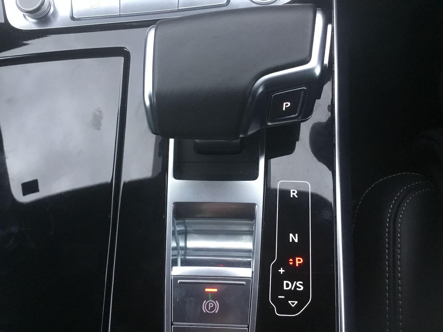 Used Audi Q8 2021 for sale - 76472707: Photo 48