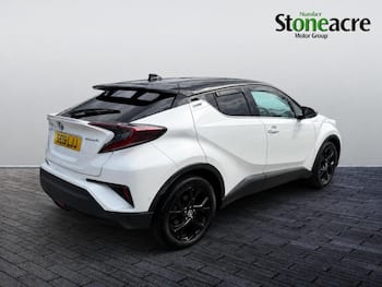 Used Toyota C-HR 2019 for sale - 79677067: Photo
