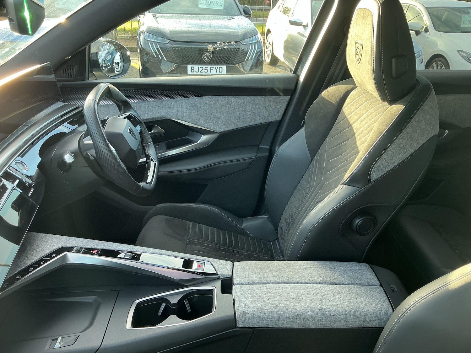 Used Peugeot 3008 2025 for sale - 77214787: Photo 34