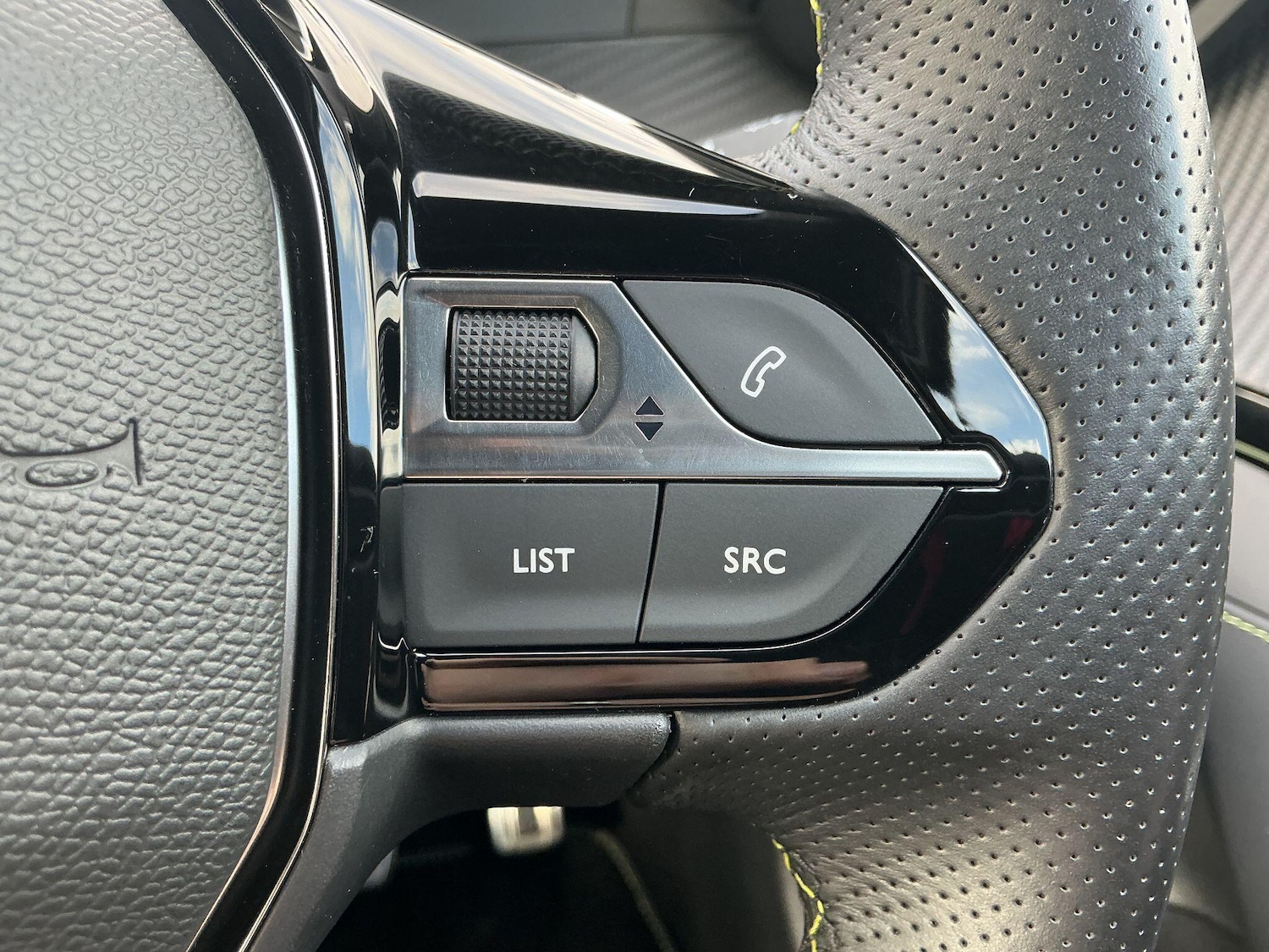 Used Peugeot 208 2022 for sale - 76446608: Photo 30