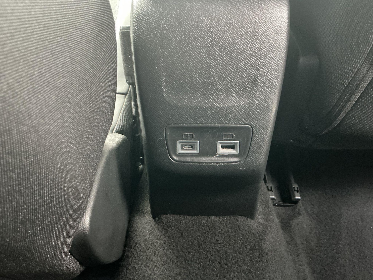 Used Peugeot 2008 2024 for sale - 77395978: Photo 31