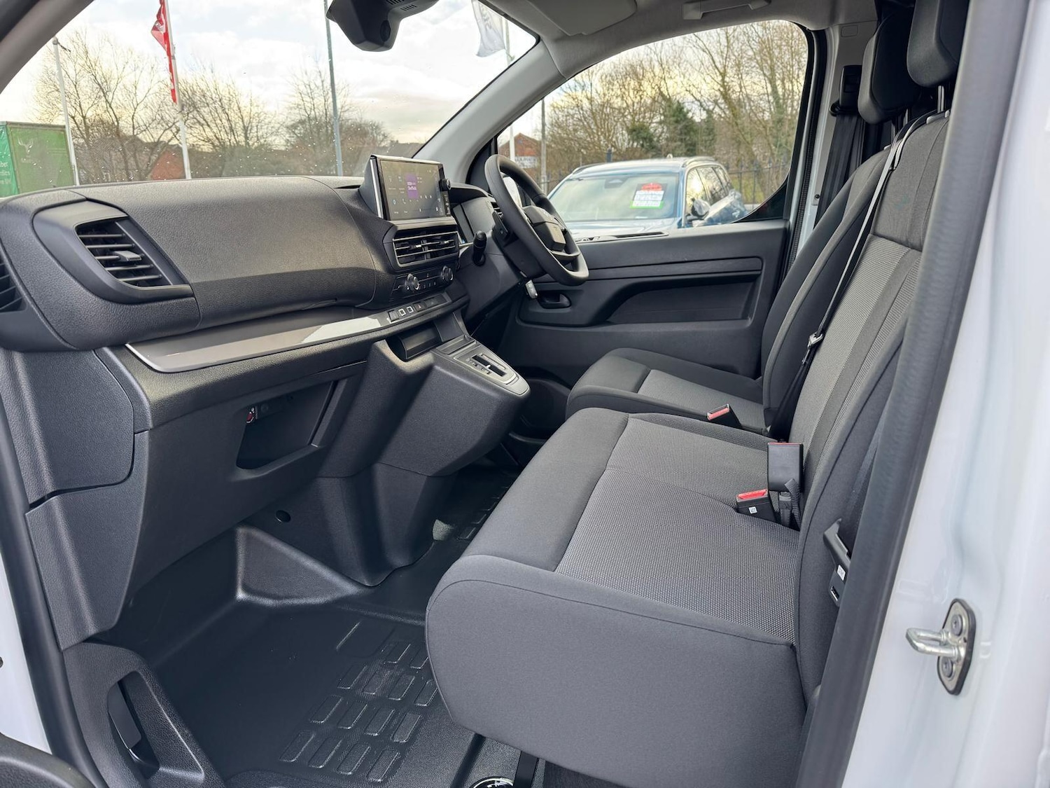 Used Peugeot Expert 2025 for sale - 76099027: Photo 13