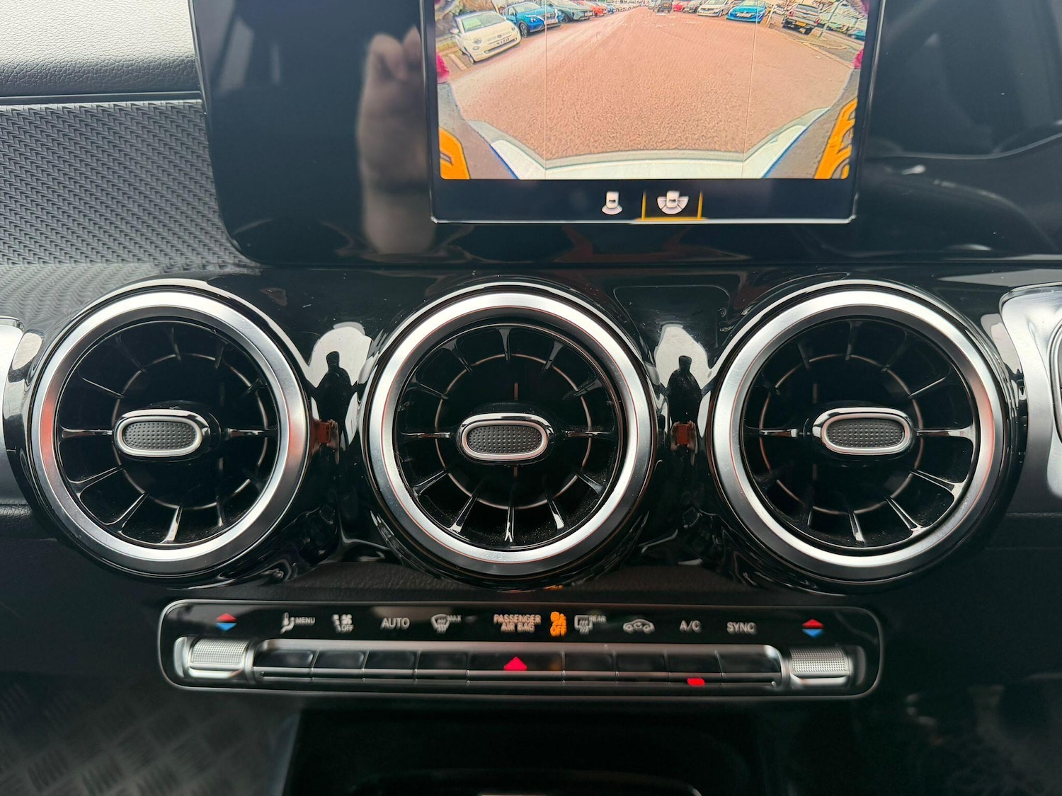 Used Mercedes-Benz GLB 2022 for sale - 77163480: Photo 54