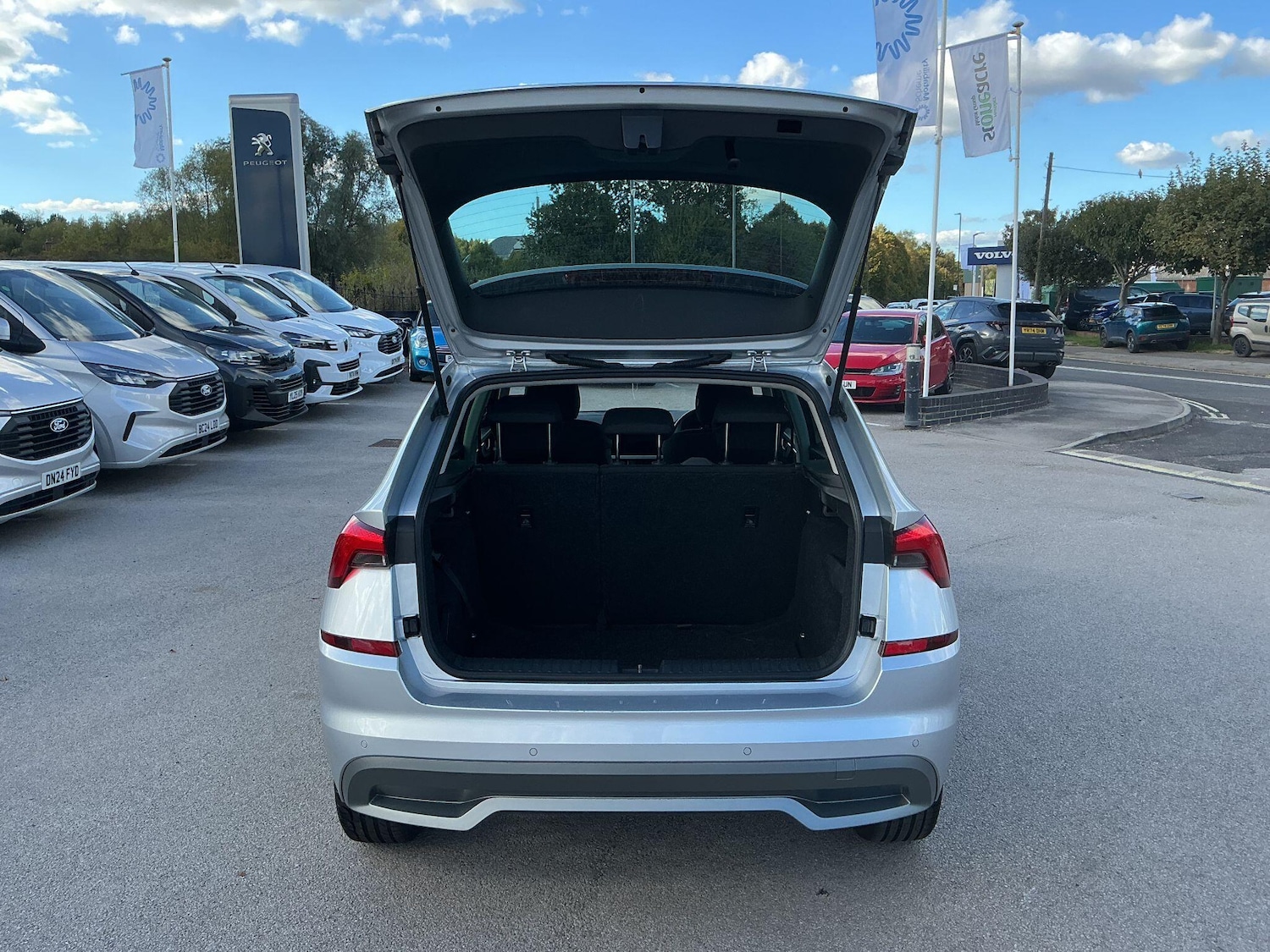 Used Skoda Kamiq 2023 for sale - 76377920: Photo 9