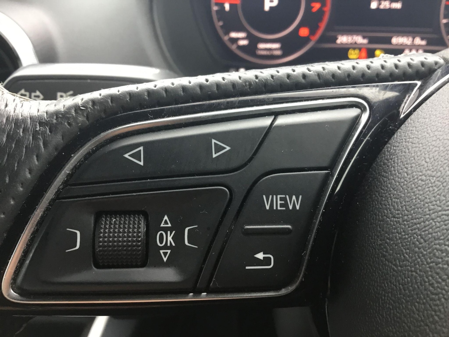 Used Audi Q2 2022 for sale - 76136609: Photo 25