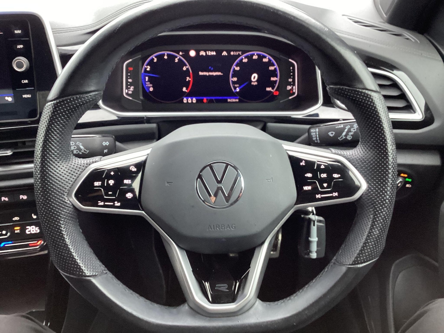 Used Volkswagen T-Roc 2022 for sale - 77238504: Photo 28