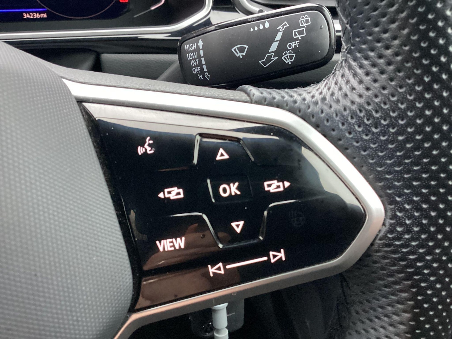 Used Volkswagen T-Roc 2022 for sale - 77238504: Photo 30