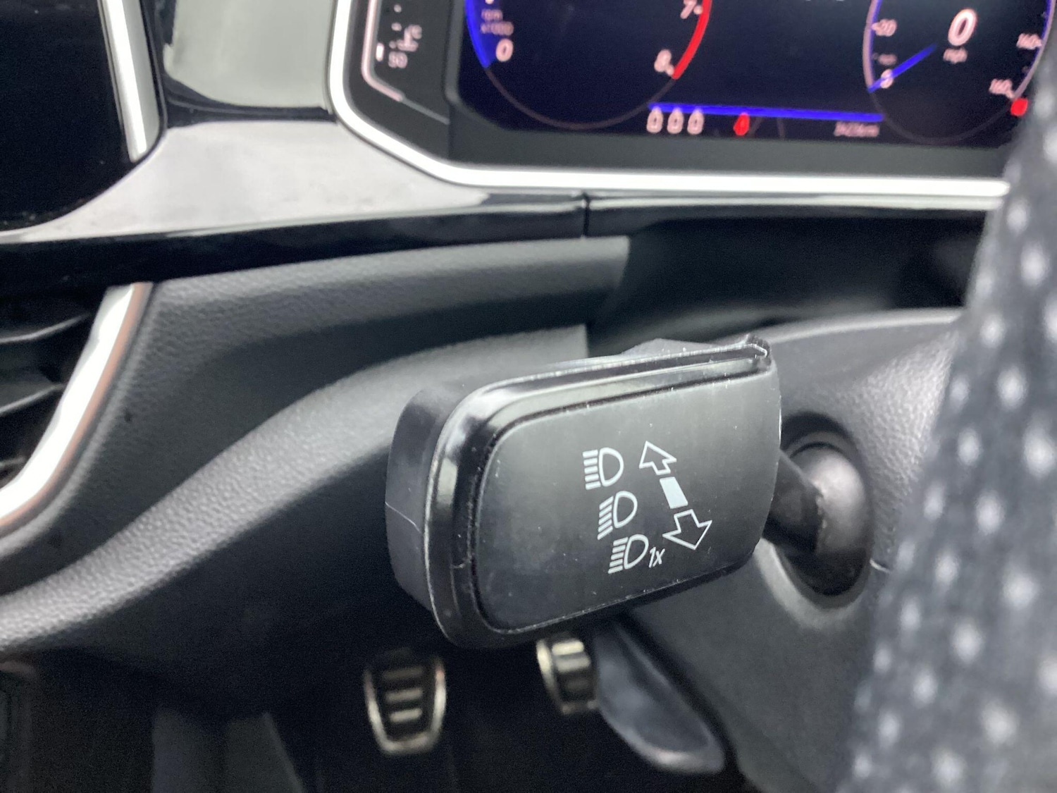 Used Volkswagen T-Roc 2022 for sale - 77238504: Photo 31