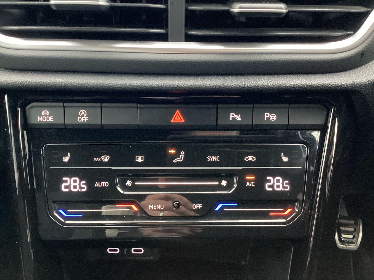 Used Volkswagen T-Roc 2022 for sale - 77238504: Photo 38