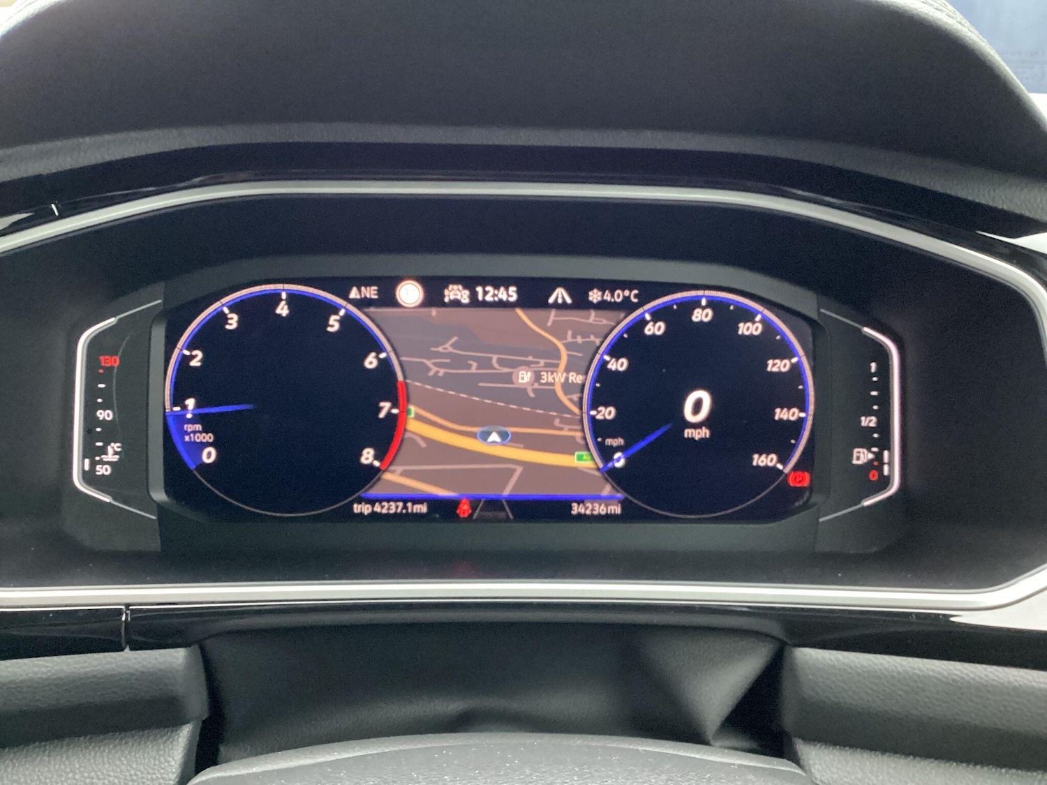 Used Volkswagen T-Roc 2022 for sale - 77238504: Photo 41