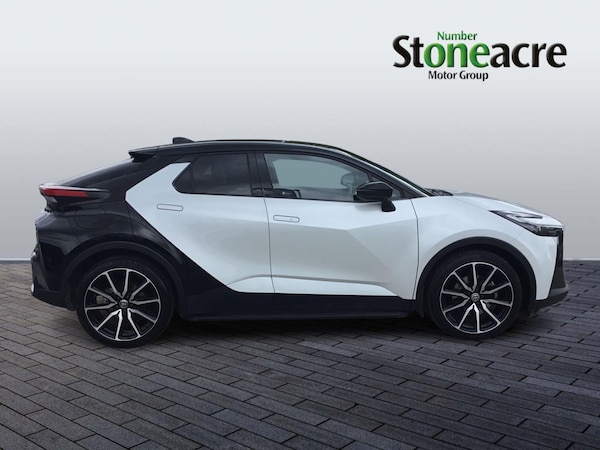 Used Toyota C-HR 2024 for sale - 76251455: Photo 2