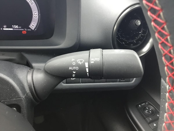 Used Toyota C-HR 2024 for sale - 76251455: Photo 30