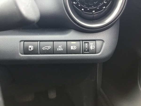 Used Toyota C-HR 2024 for sale - 76251455: Photo 31