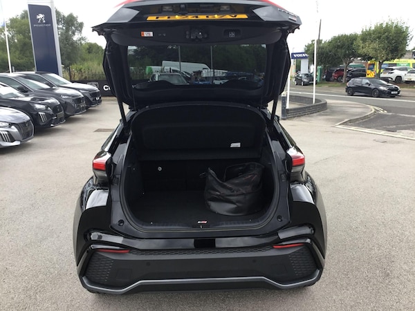 Used Toyota C-HR 2024 for sale - 76251455: Photo 9