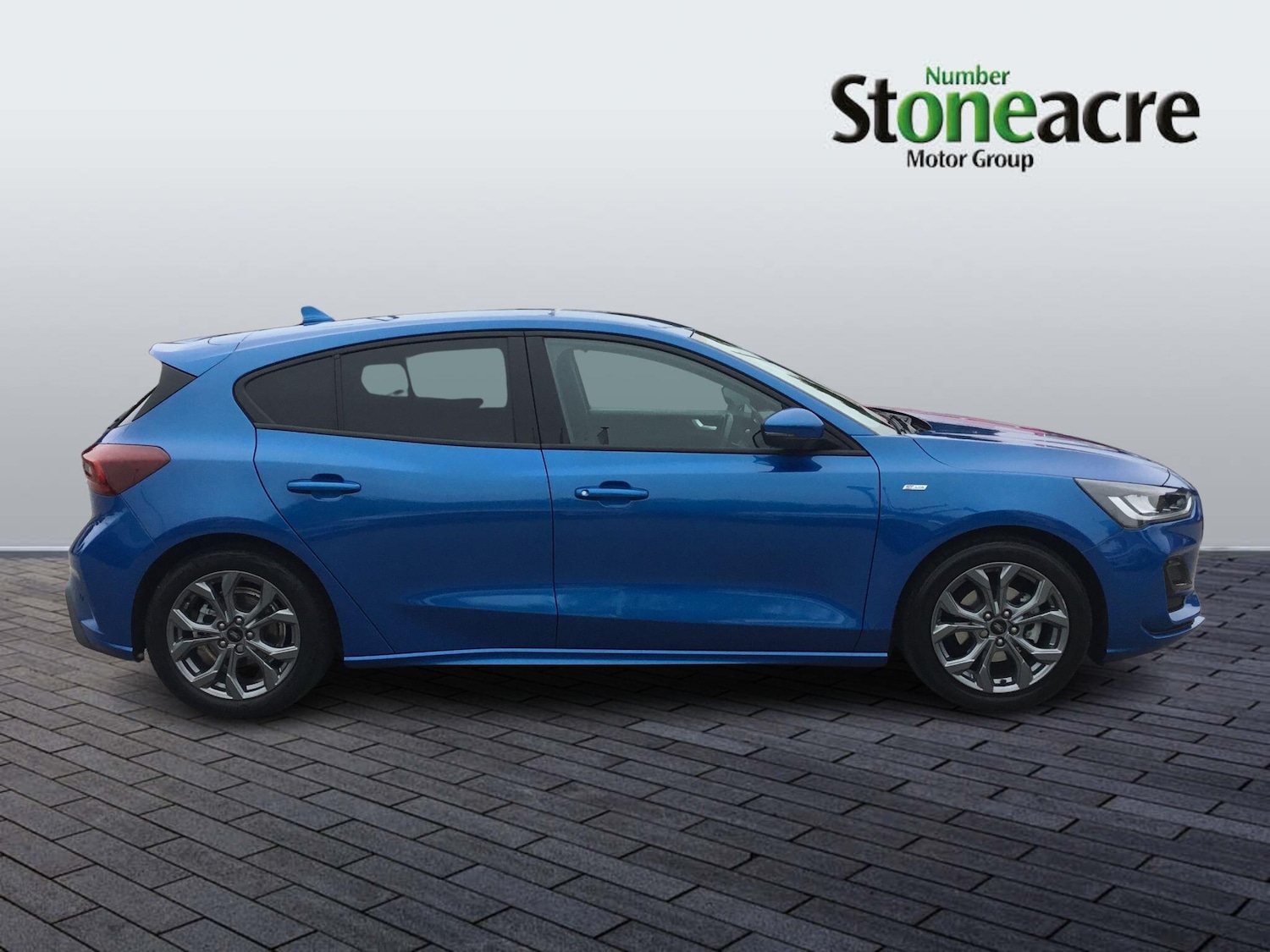 Used Ford Focus 2023 for sale - 76584085: Photo 2
