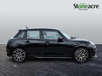 Used MINI Cooper 2024 for sale - 79440625: Photo