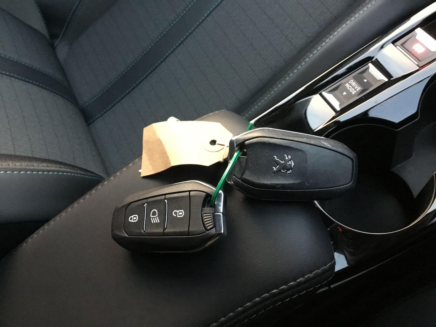 Used Peugeot 2008 2022 for sale - 76752511: Photo 34