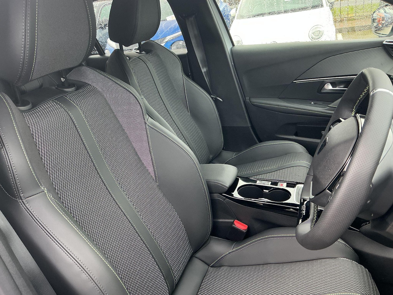 Used Peugeot 208 for sale - 77242755: Photo 38