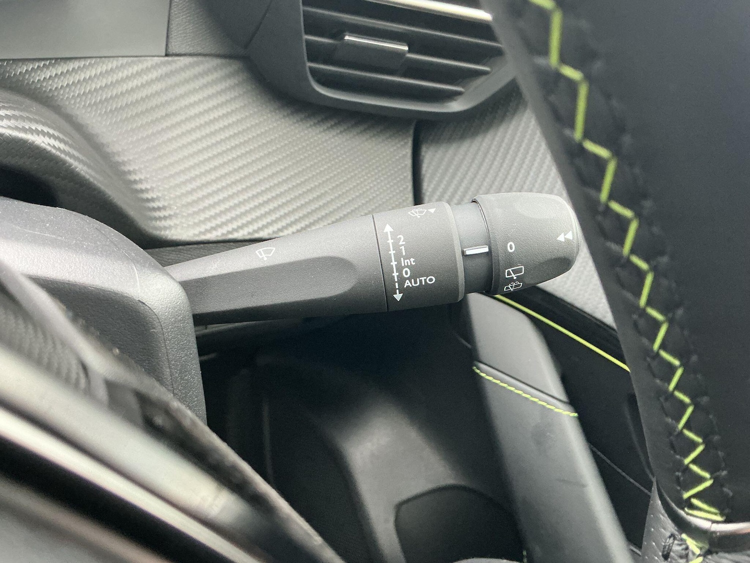 Used Peugeot 208 for sale - 77242755: Photo 41