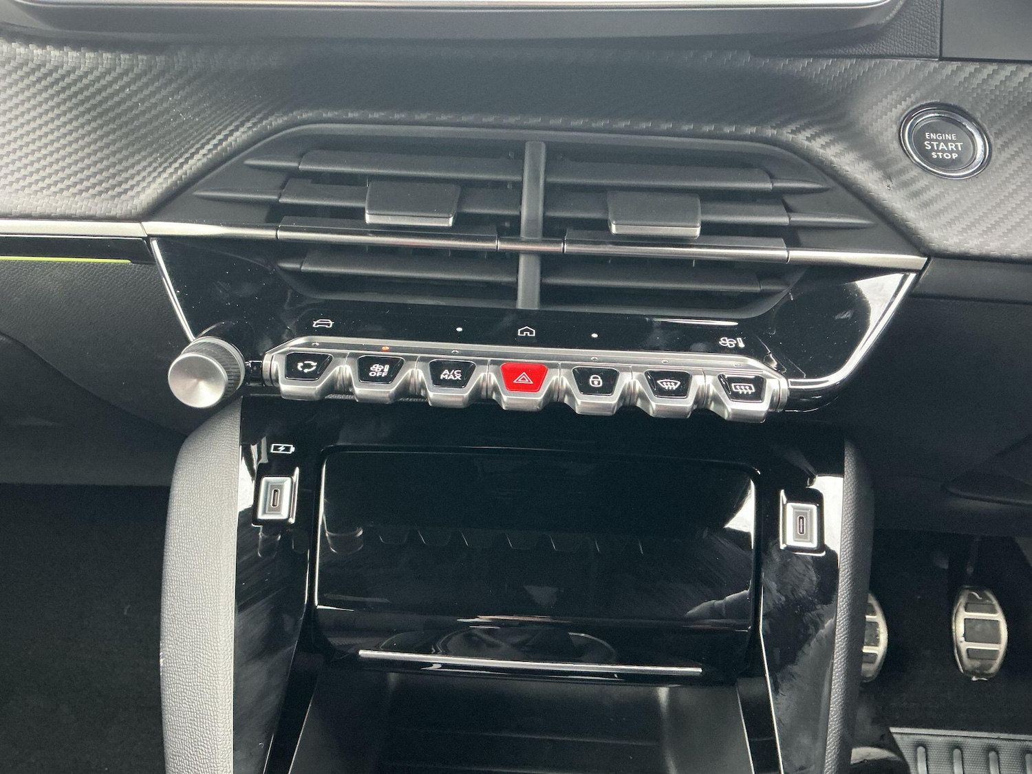 Used Peugeot 208 for sale - 77242755: Photo 48