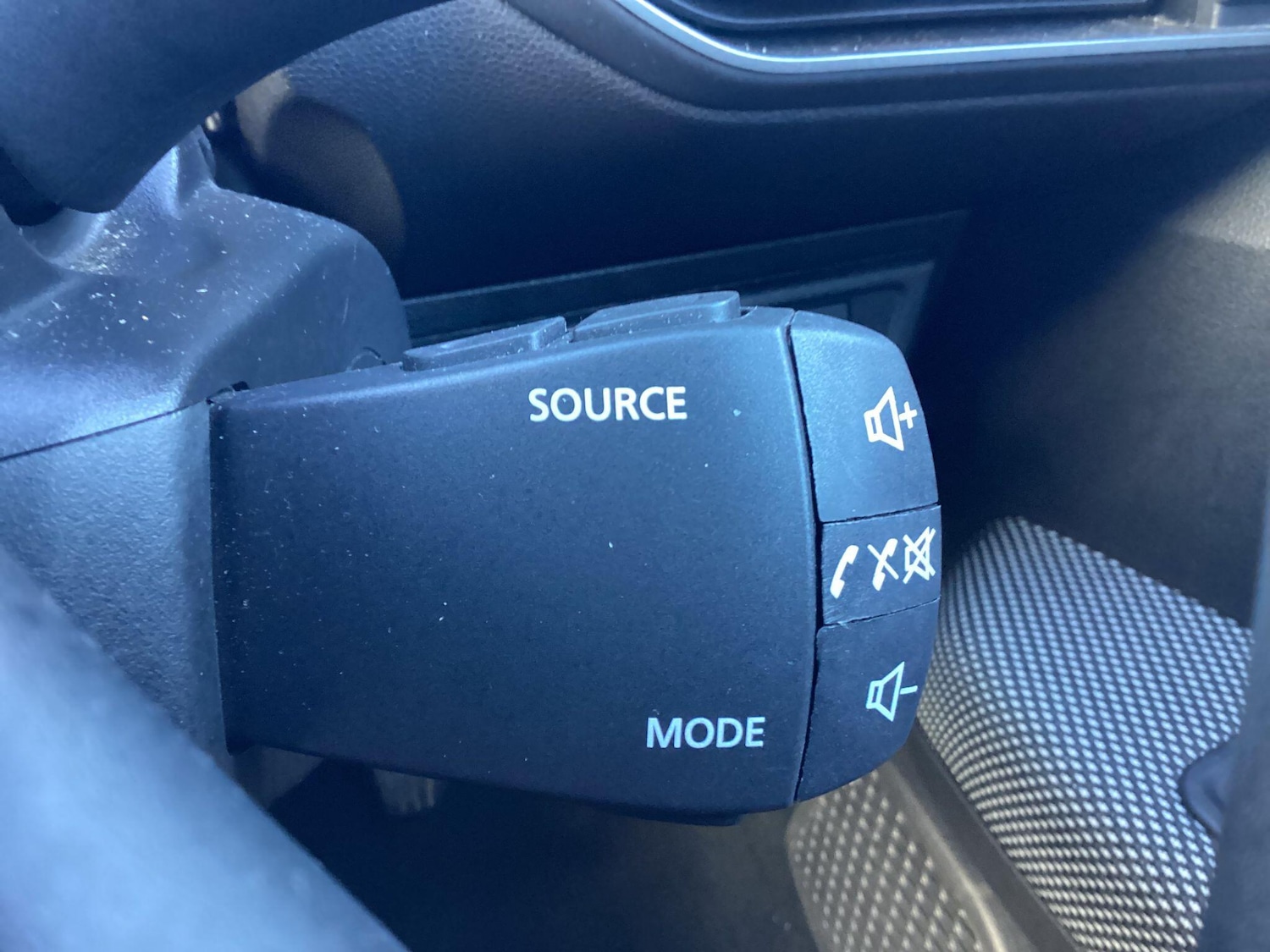 Used Dacia Sandero Stepway 2023 for sale - 77612787: Photo 29