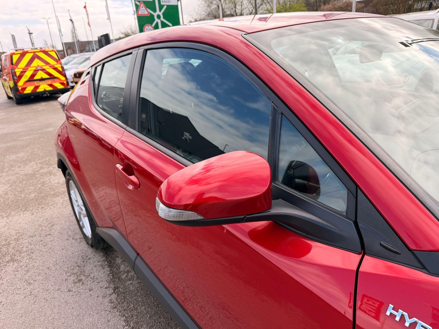 Used Toyota C-HR 2020 for sale - 78147805: Photo 19