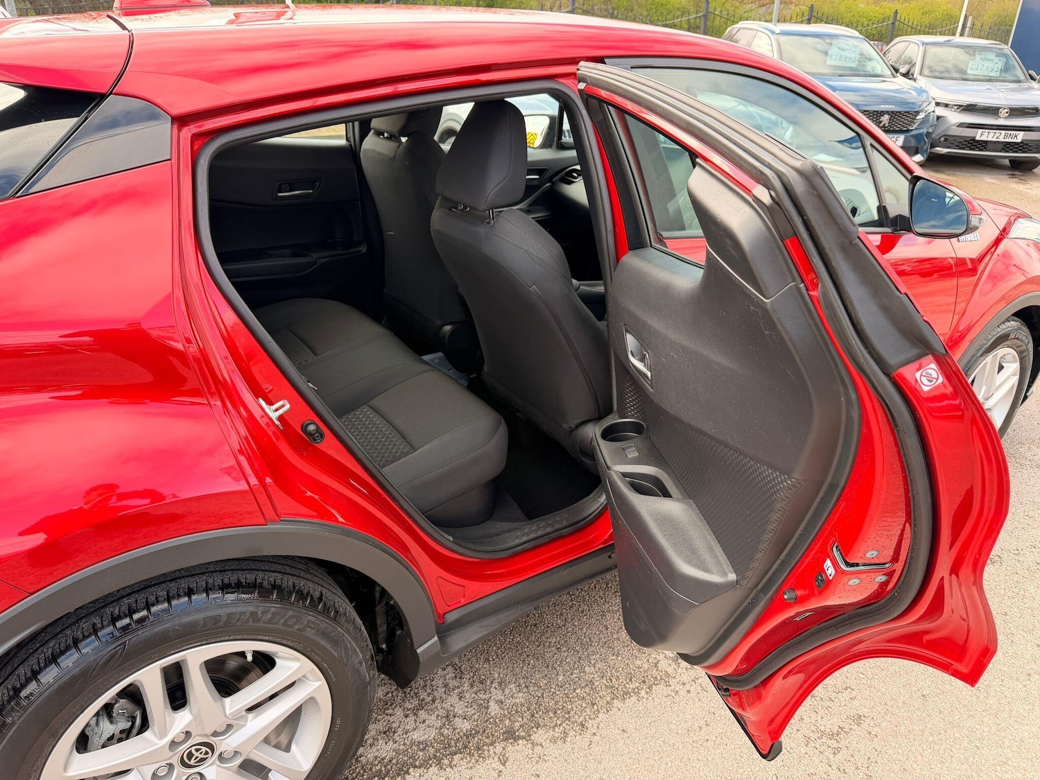 Used Toyota C-HR 2020 for sale - 78147805: Photo 24