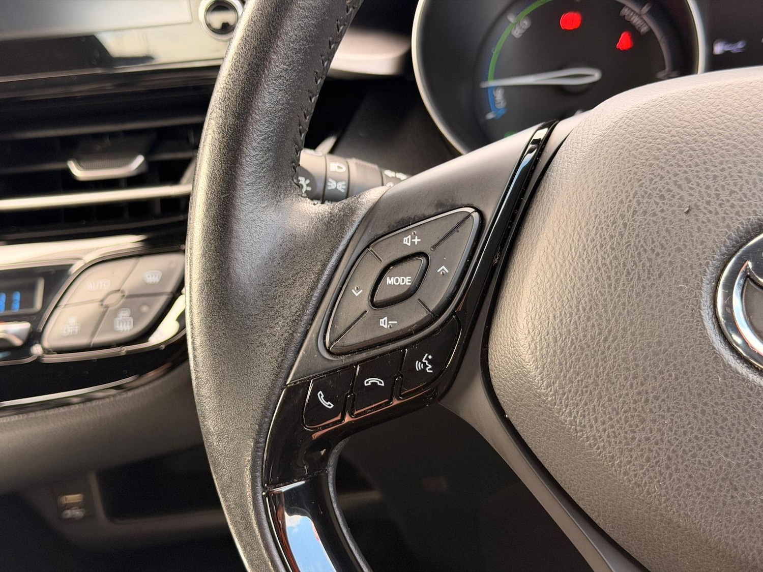 Used Toyota C-HR 2020 for sale - 78147805: Photo 34