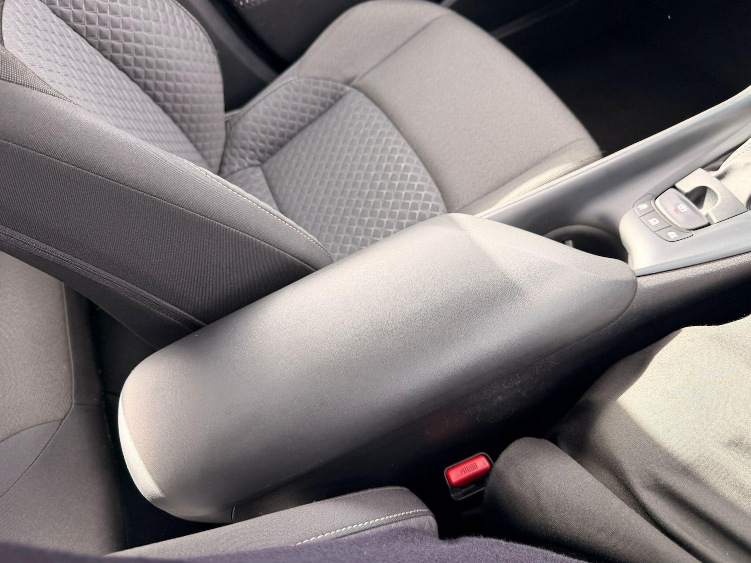 Used Toyota C-HR 2020 for sale - 78147805: Photo 47