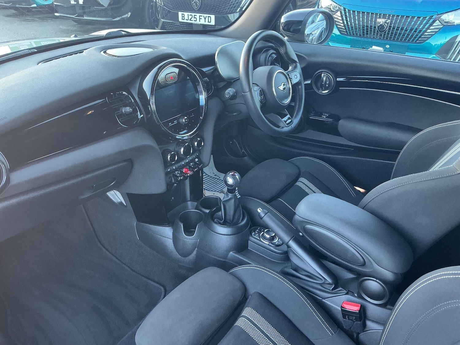 Used MINI Hatch 2021 for sale - 76913022: Photo 9