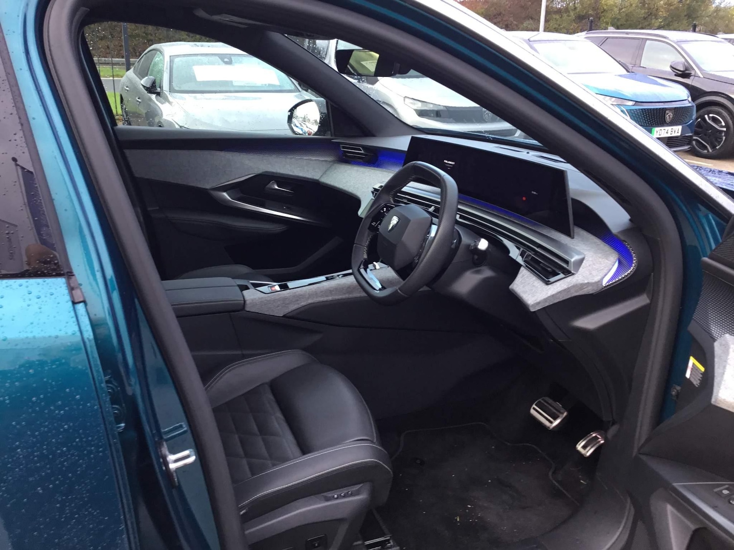 Used Peugeot E-3008 2024 for sale - 76307334: Photo 12