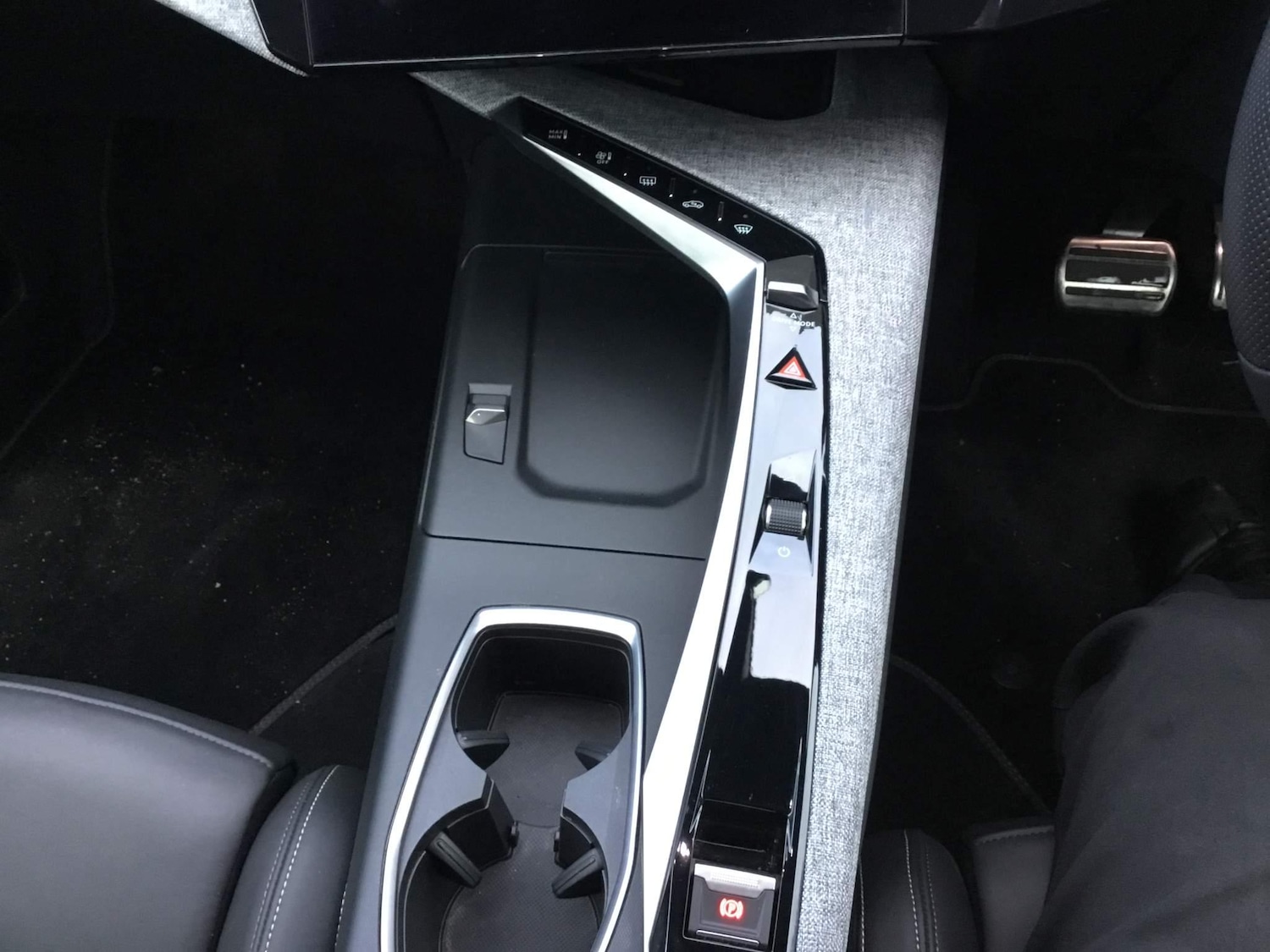 Used Peugeot E-3008 2024 for sale - 76307334: Photo 23