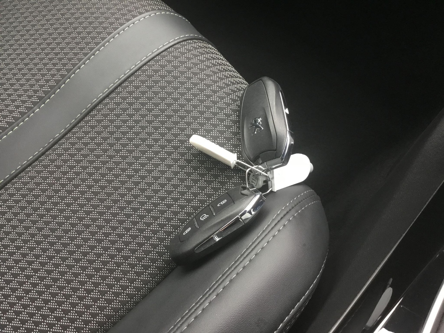 Used Peugeot 208 2022 for sale - 76772248: Photo 38