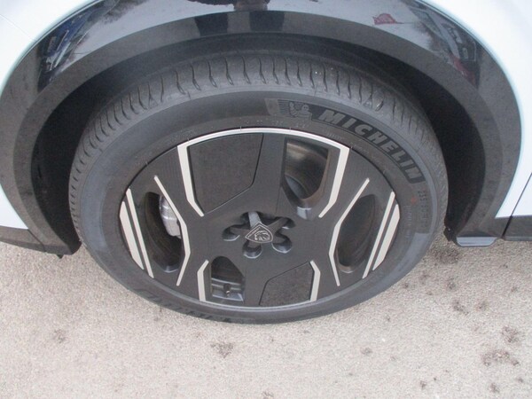 Used Peugeot E-5008 2024 for sale - 76251074: Photo 13