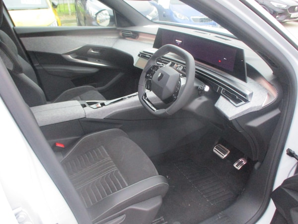 Used Peugeot E-5008 2024 for sale - 76251074: Photo 14