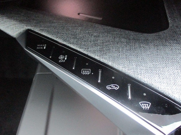 Used Peugeot E-5008 2024 for sale - 76251074: Photo 30