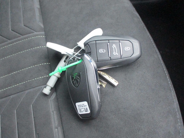 Used Peugeot E-5008 2024 for sale - 76251074: Photo 42