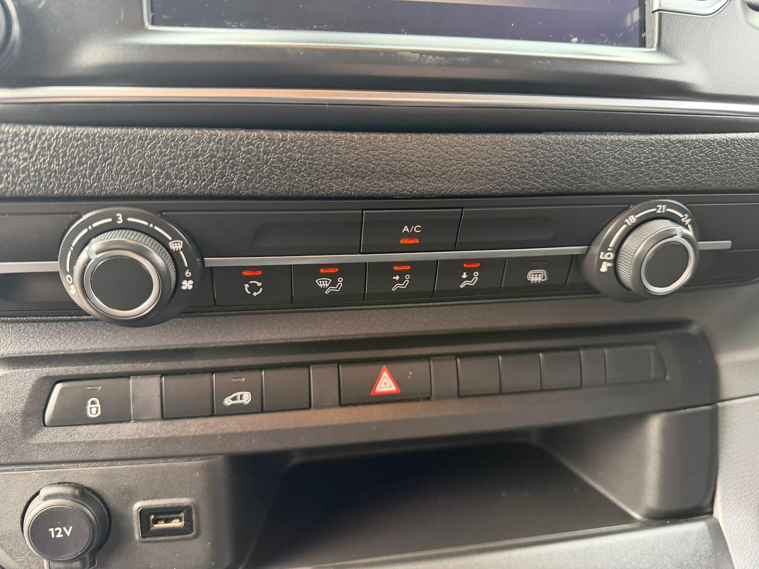 Used Vauxhall Vivaro 2021 for sale - 77898493: Photo 42