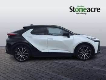 Used Toyota C-HR 2024 for sale - 75414102: Photo