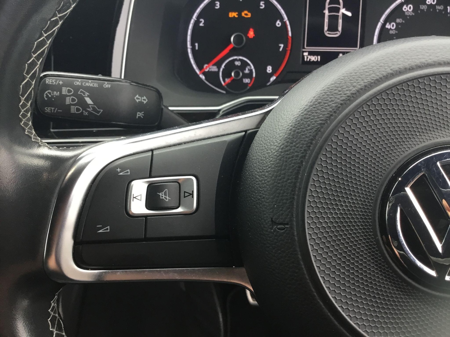 Used Volkswagen Polo 2019 for sale - 76690029: Photo 21